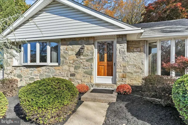 $839,900 | 809 Ellis Avenue, Newtown Square, PA 19073