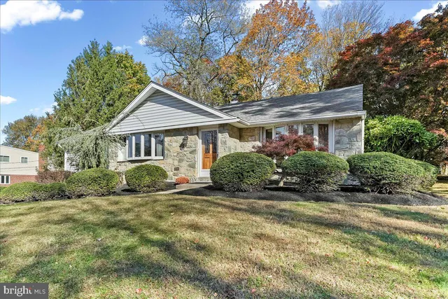 $839,900 | 809 Ellis Avenue, Newtown Square, PA 19073