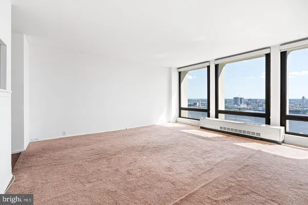 $279,000 | 200 Locust Street, Unit 27FN, Philadelphia, PA 19106