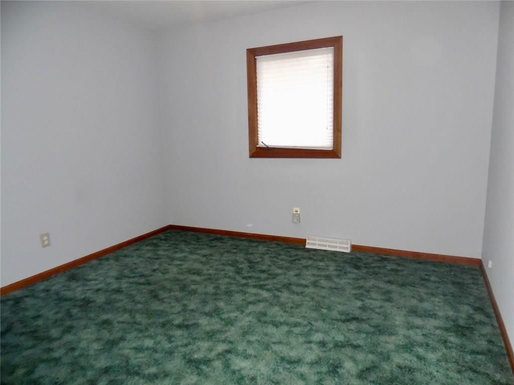 695 East Old Plank Road Franklin, IN 46131 - Photo 16 of 27 Gallery Image 16