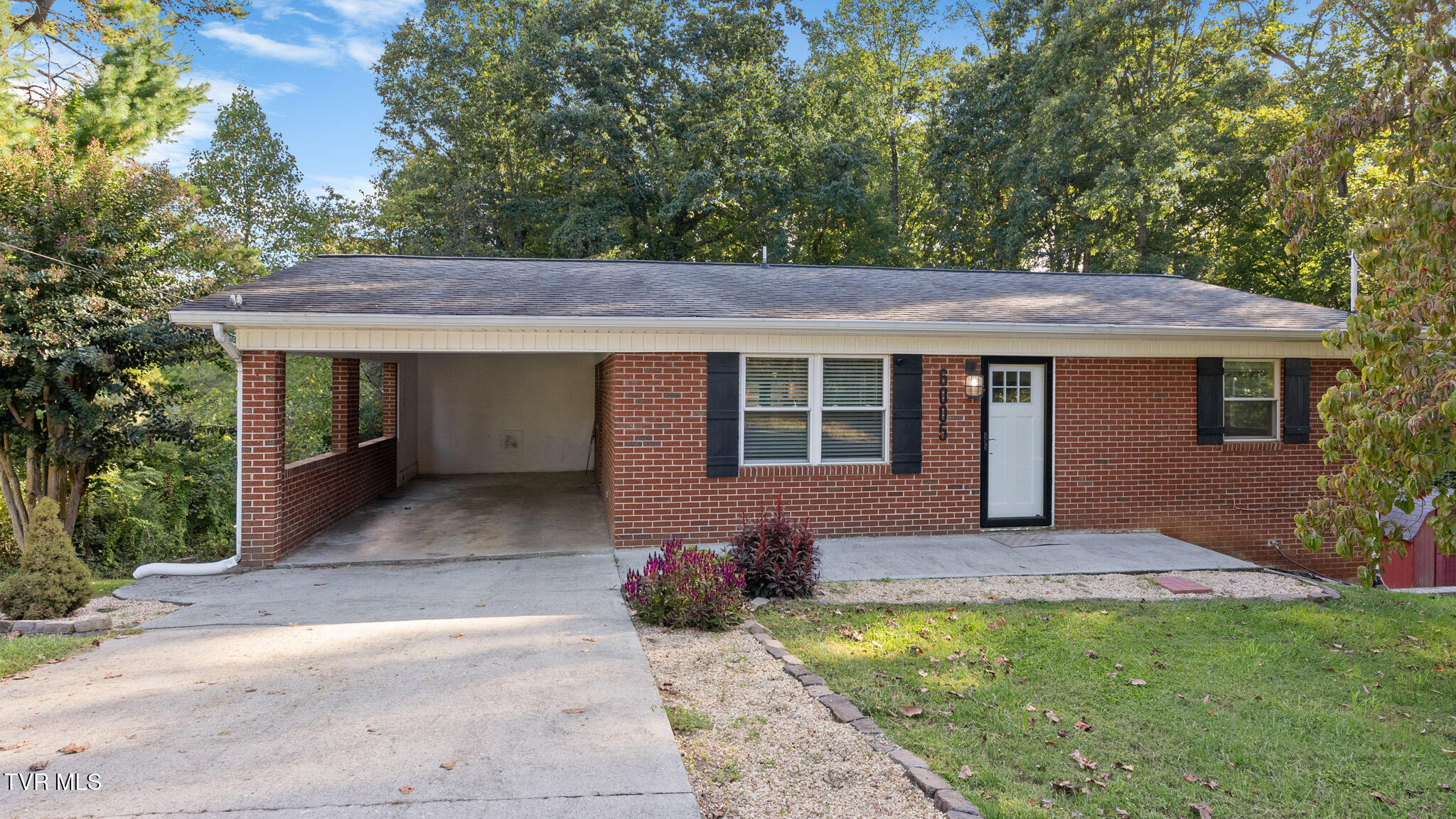 6005 Shady Grove Road Morristown, TN 37814 - Photo 1 of 22 Shady Grove-0