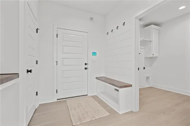 $799,900 | 1528 Northeast Park Springs Terrace, Lee's Summit, MO 64064