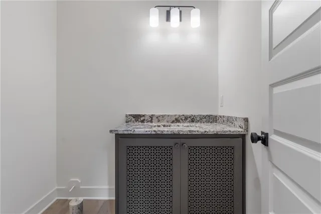 $799,900 | 1528 Northeast Park Springs Terrace, Lee's Summit, MO 64064