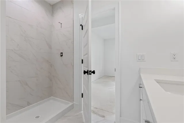 $799,900 | 1528 Northeast Park Springs Terrace, Lee's Summit, MO 64064