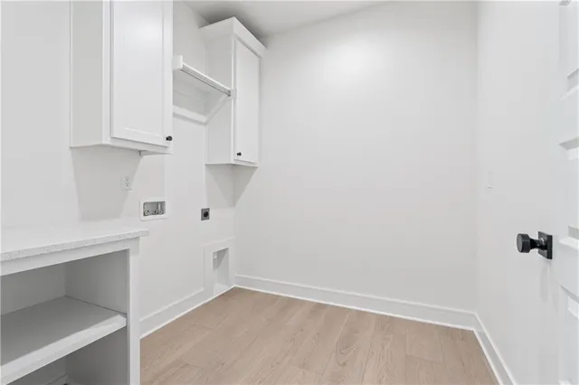 $799,900 | 1528 Northeast Park Springs Terrace, Lee's Summit, MO 64064