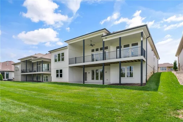 $799,900 | 1528 Northeast Park Springs Terrace, Lee's Summit, MO 64064