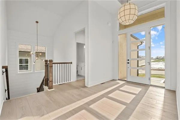 $799,900 | 1528 Northeast Park Springs Terrace, Lee's Summit, MO 64064