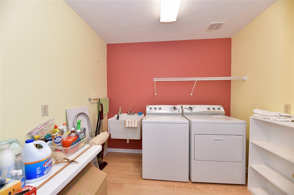 132 Appian Way Anderson, IN 46013 - Photo 12 of 37