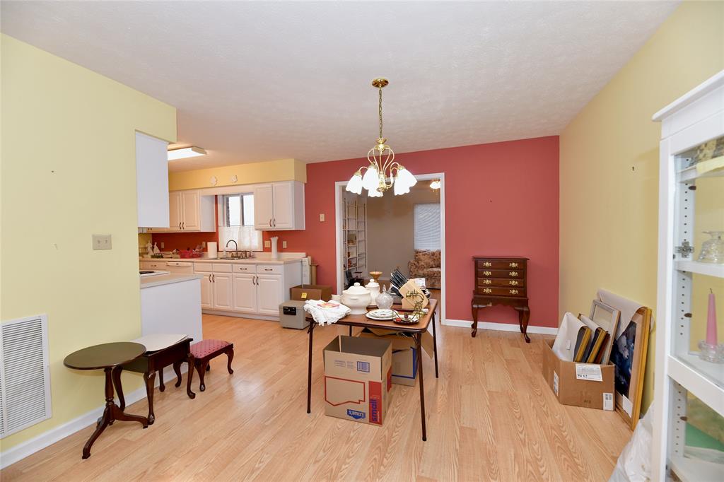 132 Appian Way Anderson, IN 46013 - Photo 6 of 37