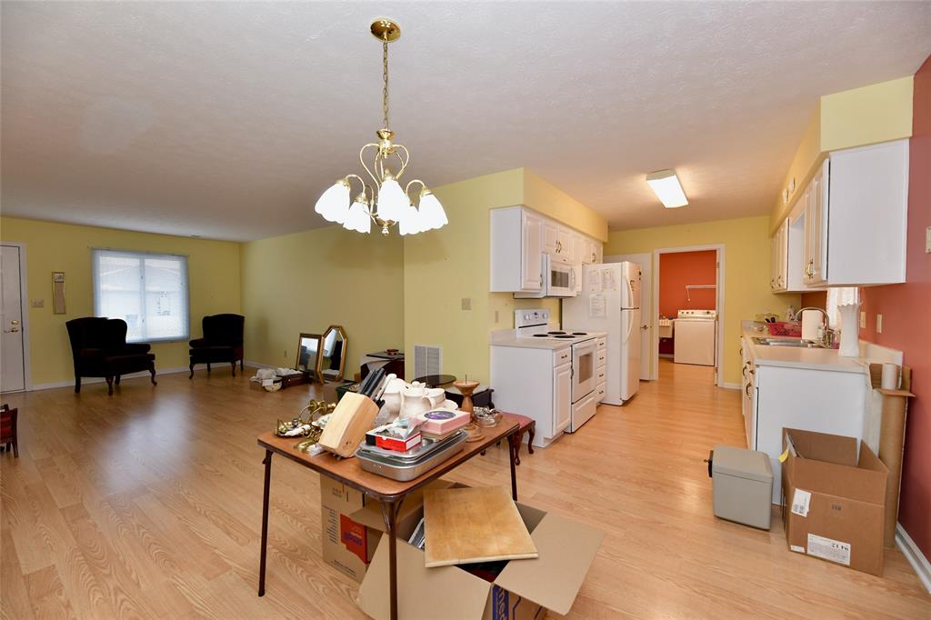 132 Appian Way Anderson, IN 46013 - Photo 7 of 37