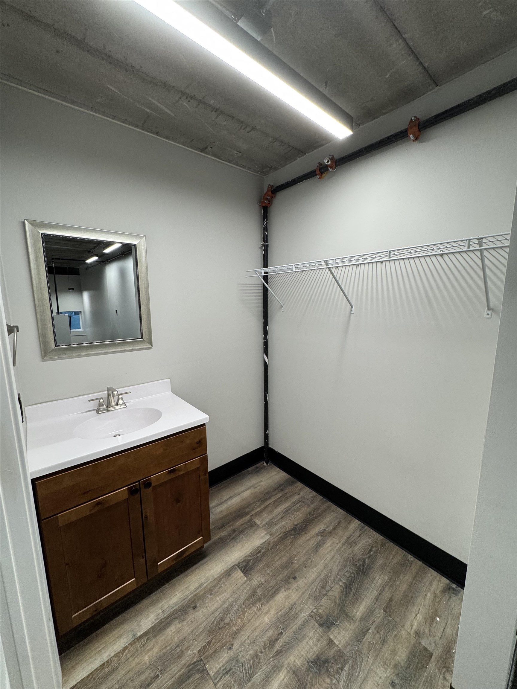 824 West 8th Appleton, WI 54914 - Photo 8 of 13