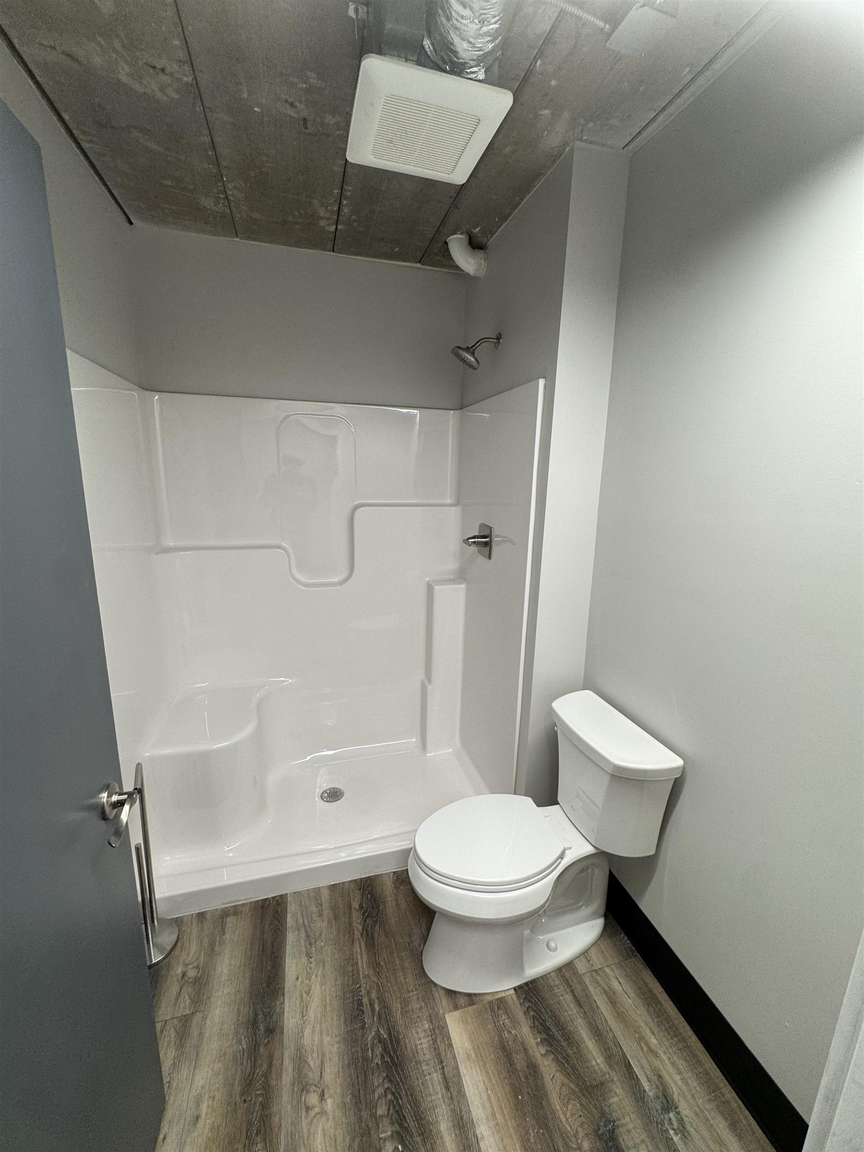 824 West 8th Appleton, WI 54914 - Photo 9 of 13