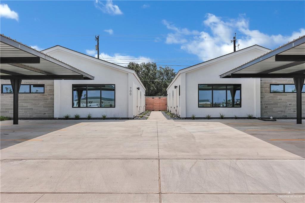 700 Oriole Road, Unit 3 Weslaco, TX 78596 - Photo 2 of 12 a view of a house with a outdoor space