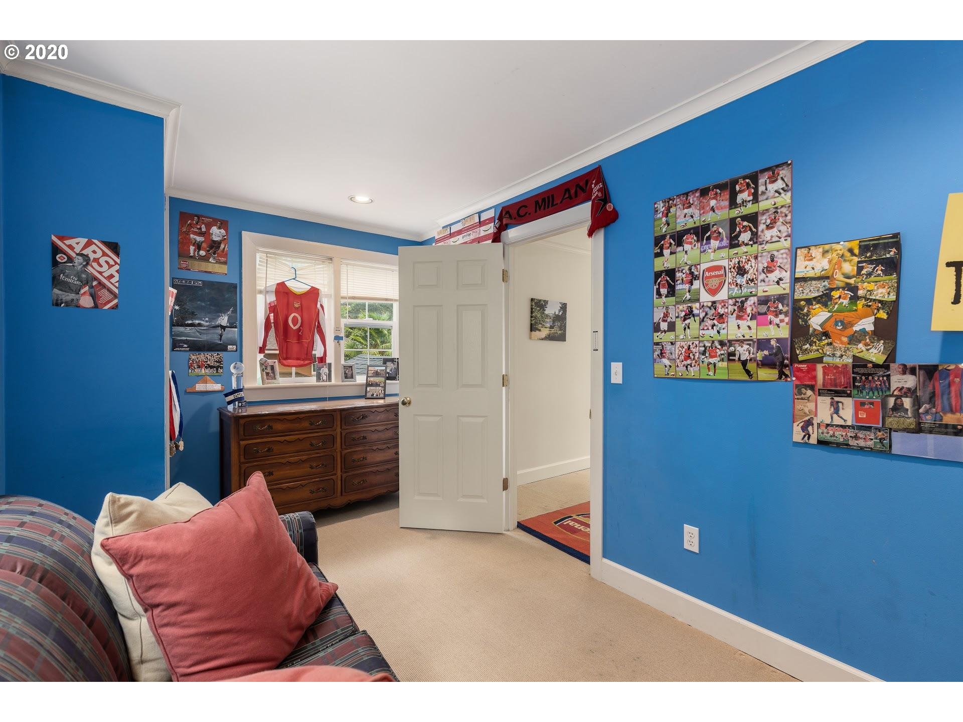11801 South Riverwood Road Portland, OR 97219 - Photo 23 of 32 Gallery Image 23
