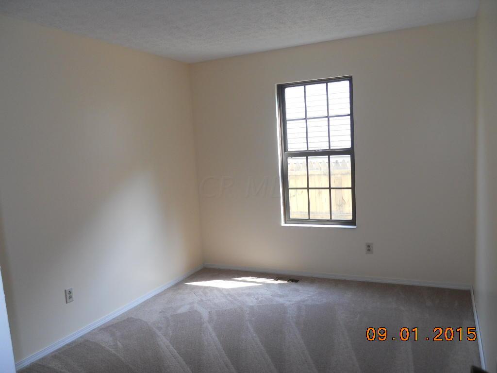 3879 Petzinger Road Columbus, OH 43232 - Photo 3 of 13