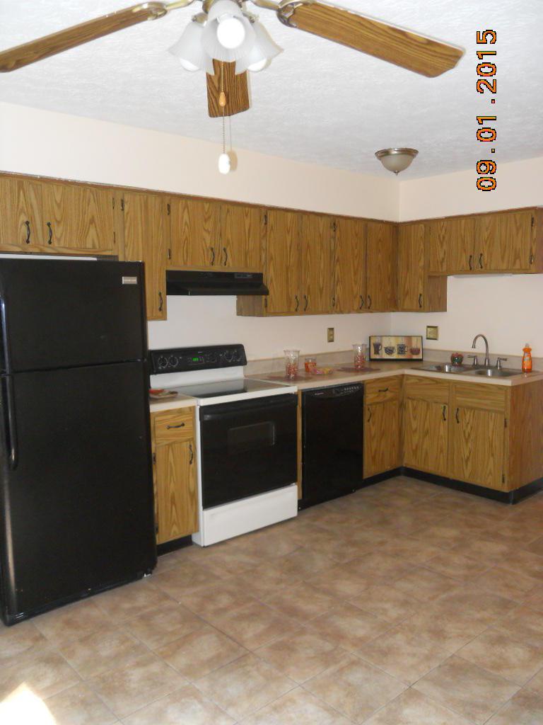 3879 Petzinger Road Columbus, OH 43232 - Photo 5 of 13
