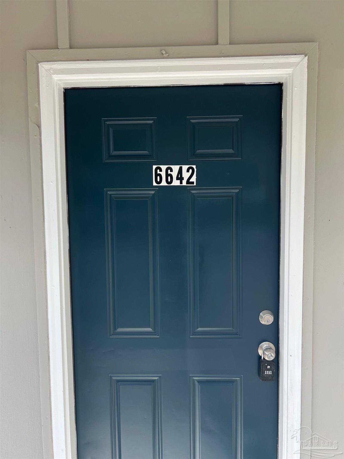 6642 Applegate Street Milton, FL 32570 - Photo 4 of 10 a close view of door