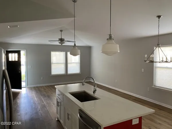 $1,850 | 401 Raven Lane, Panama City, FL 32404