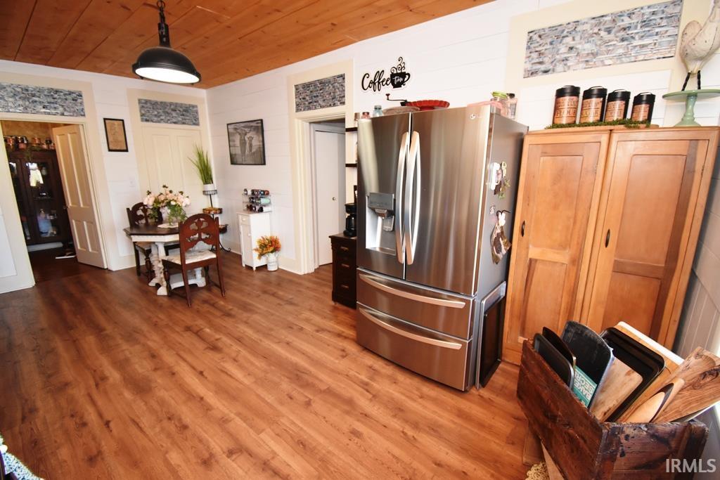 2309 South 625 East Bringhurst, IN 46913 - Photo 11 of 36