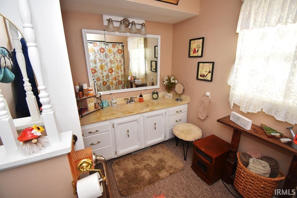 2309 South 625 East Bringhurst, IN 46913 - Photo 16 of 36