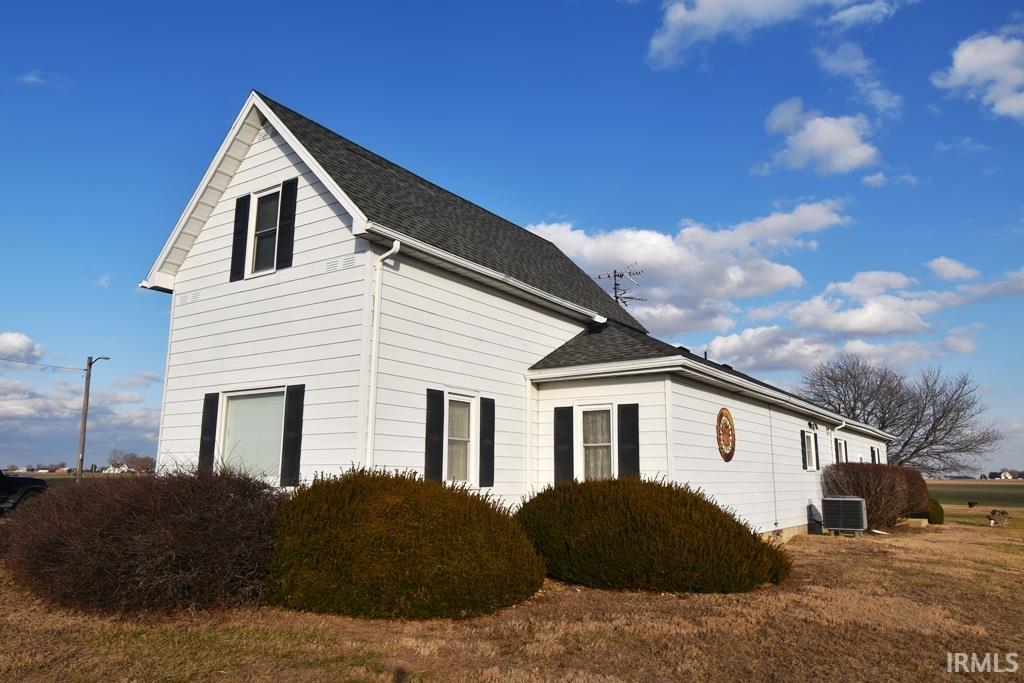 2309 South 625 East Bringhurst, IN 46913 - Photo 28 of 36