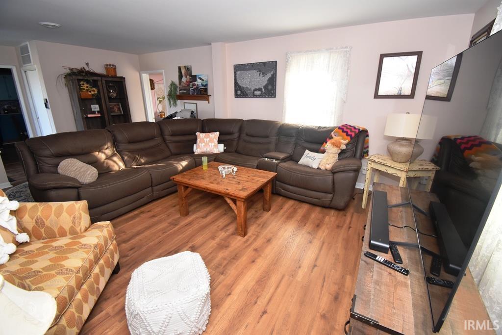 2309 South 625 East Bringhurst, IN 46913 - Photo 5 of 36