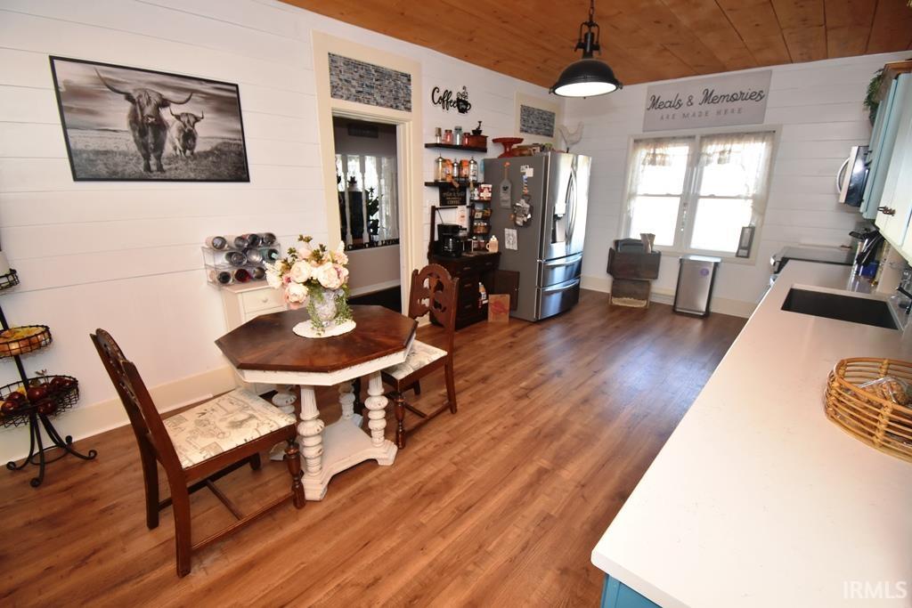 2309 South 625 East Bringhurst, IN 46913 - Photo 10 of 36