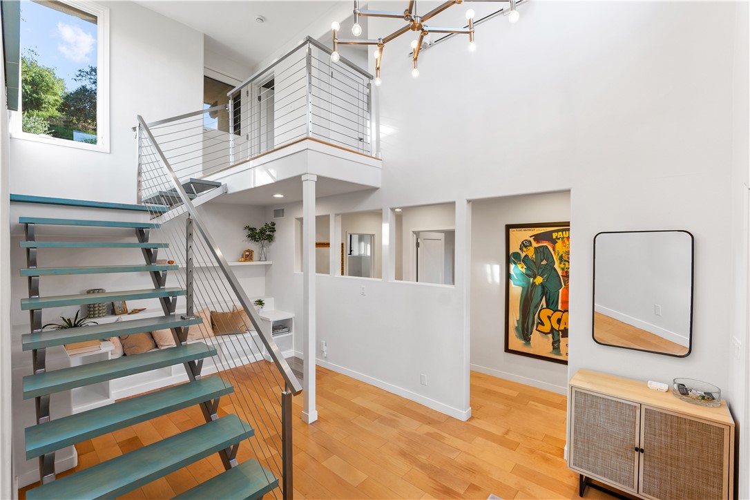 23722 Summit Drive Calabasas, CA 91302 - Photo 15 of 29