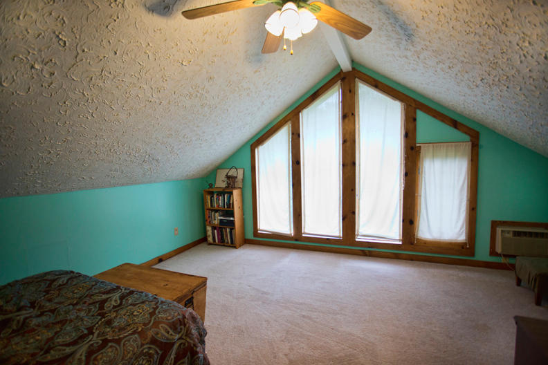3261 North Fork Road Elliston, VA 24087 - Photo 26 of 39 NorthFork031