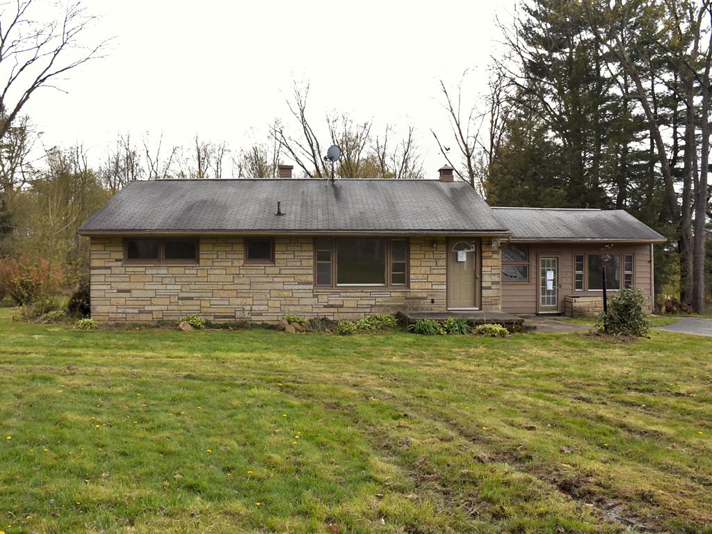6 Wood Street Sandy Lake, PA 16145 - Photo 2 of 23