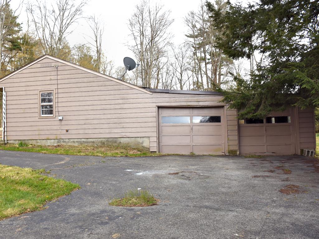 6 Wood Street Sandy Lake, PA 16145 - Photo 6 of 23
