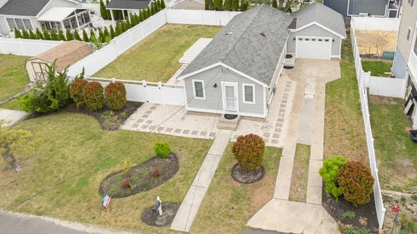 $850,000 | 227 Spruce Avenue, Villas, NJ 08251