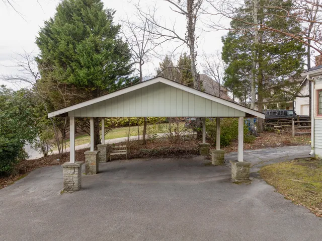 $650,000 | 900 Avon Place, Chattanooga, TN 37405