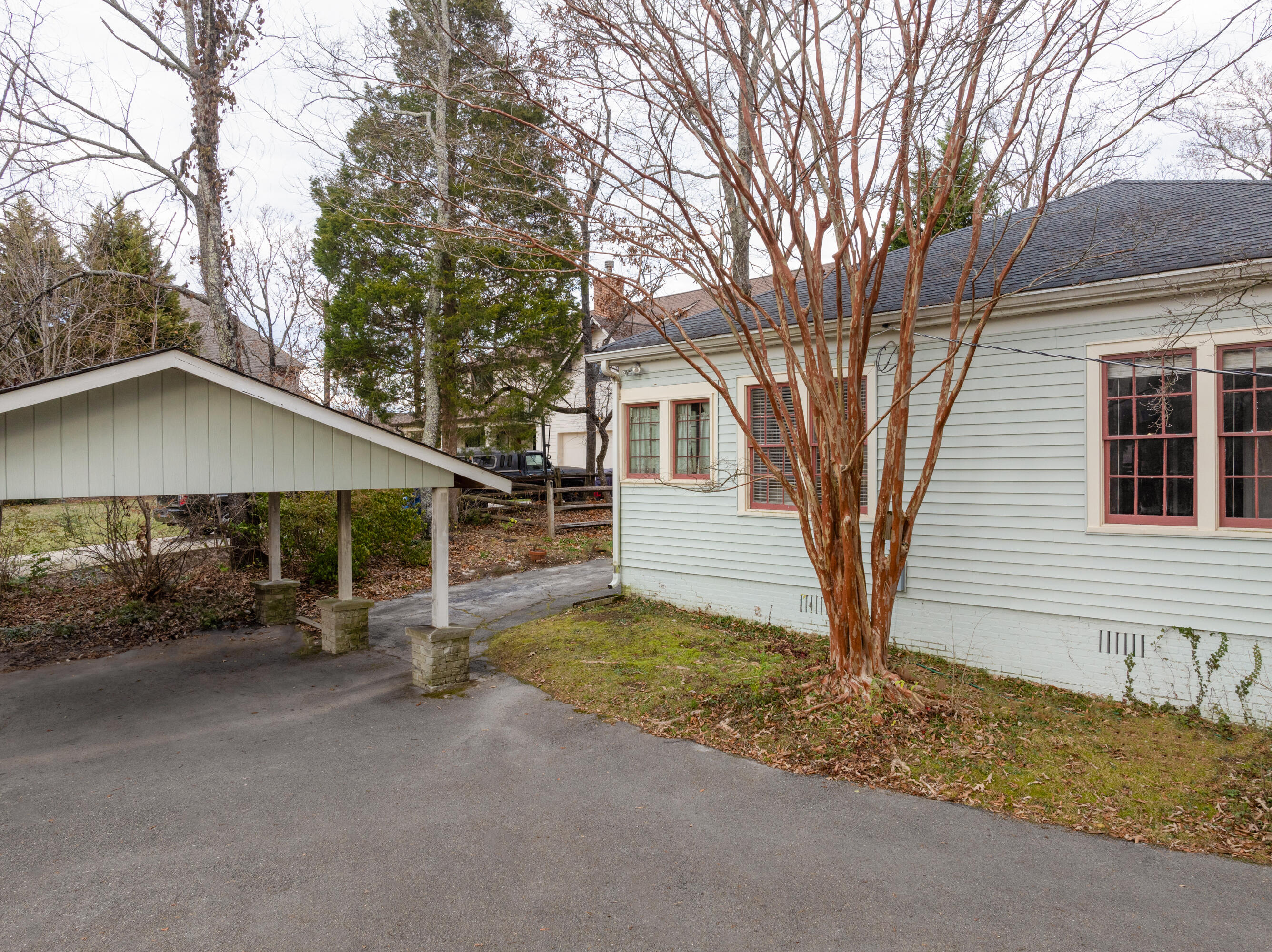 900 Avon Place Chattanooga, TN 37405 - Photo 36 of 51 07 - 900 Avalon - Aerials