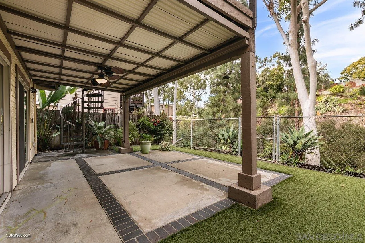 4579 54th Street San Diego, CA 92115 - Photo 30 of 39 a view of a room with wooden floor