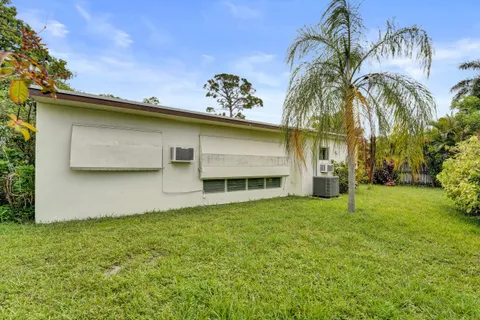 $549,000 | 2024 Northeast 26th Drive, Wilton Manors, FL 33306