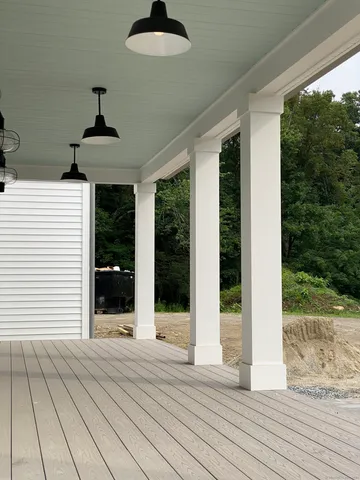 a view of a entrance door of the house
