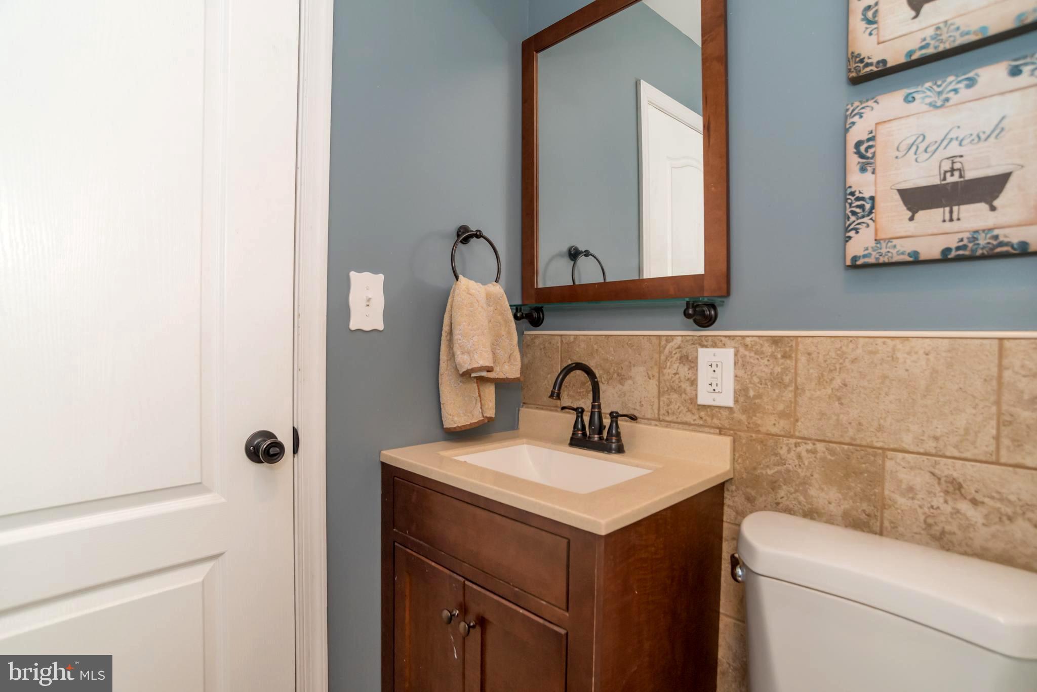 32 Cloister Road Levittown, PA 19057 - Photo 13 of 29 Gallery Image 13