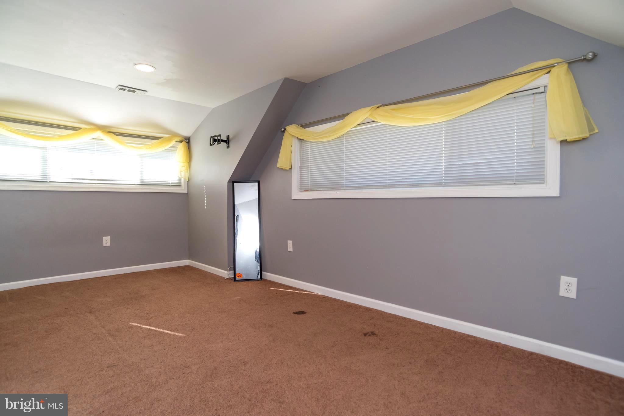 32 Cloister Road Levittown, PA 19057 - Photo 22 of 29 Gallery Image 22