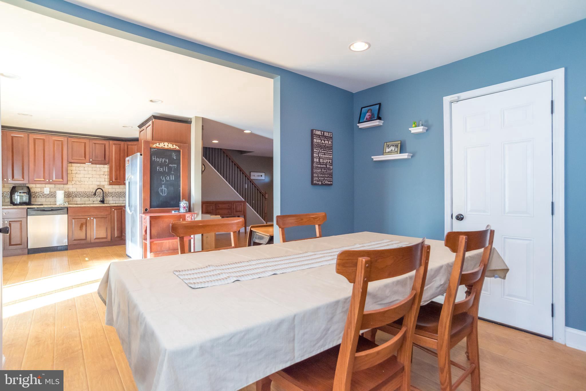 32 Cloister Road Levittown, PA 19057 - Photo 9 of 29 Gallery Image 9