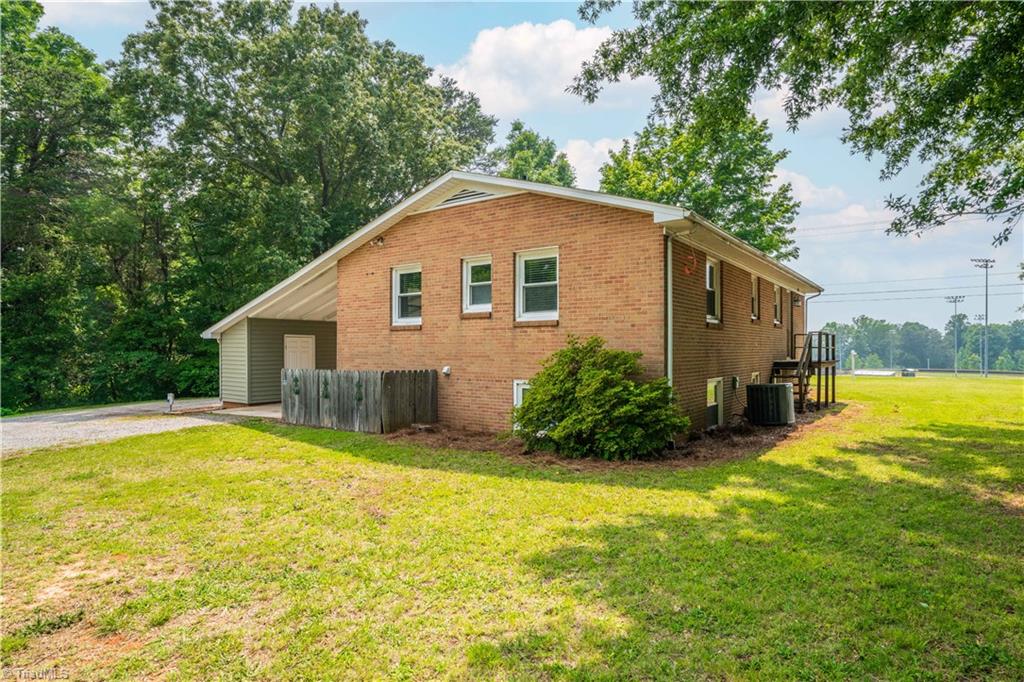 3797 Transou Road Pfafftown, NC 27040 - Photo 3 of 20 Gallery Image 3
