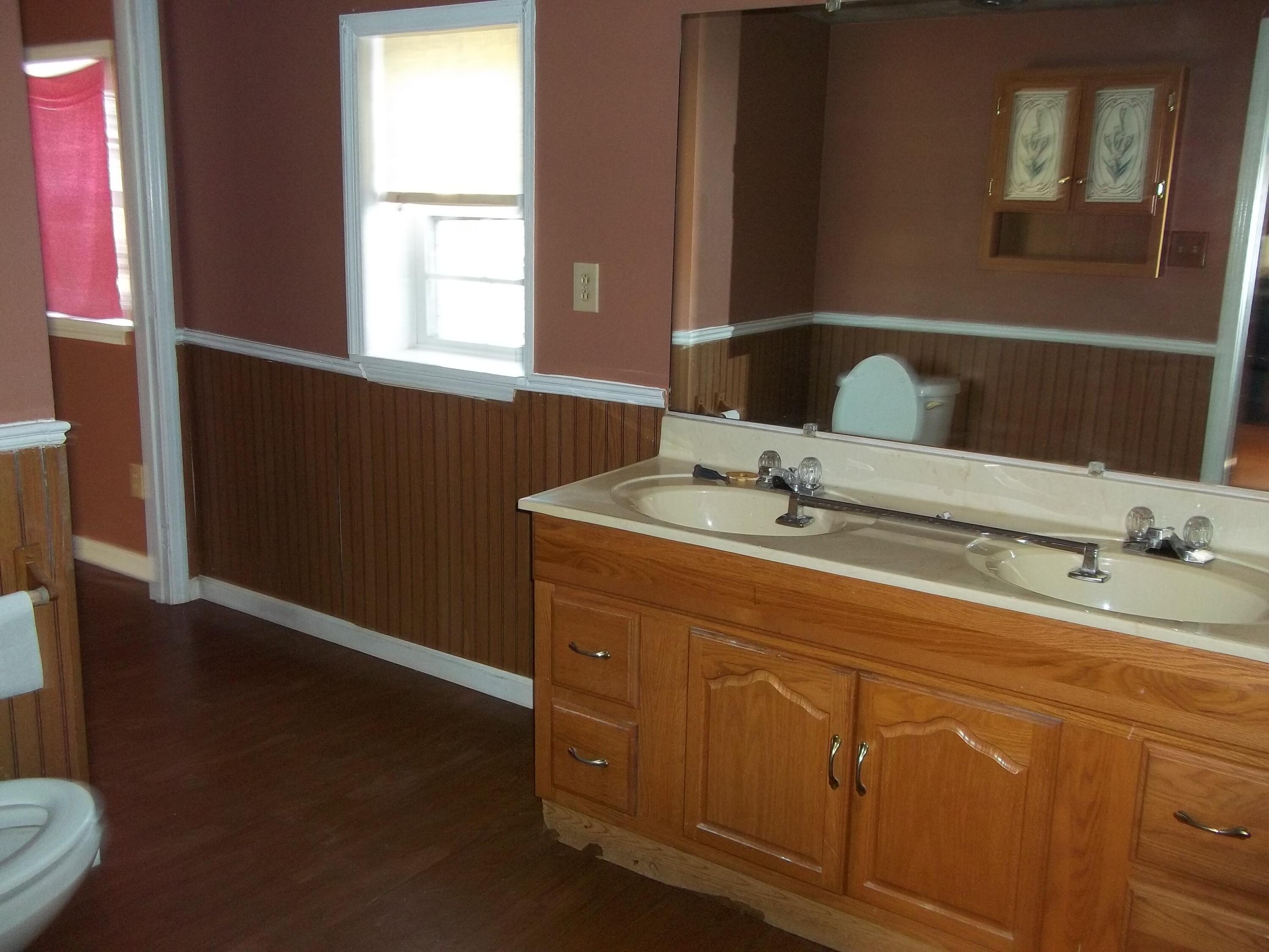 8799 Buckeye Road Lancaster, KY 40444 - Photo 10 of 17 100_2302