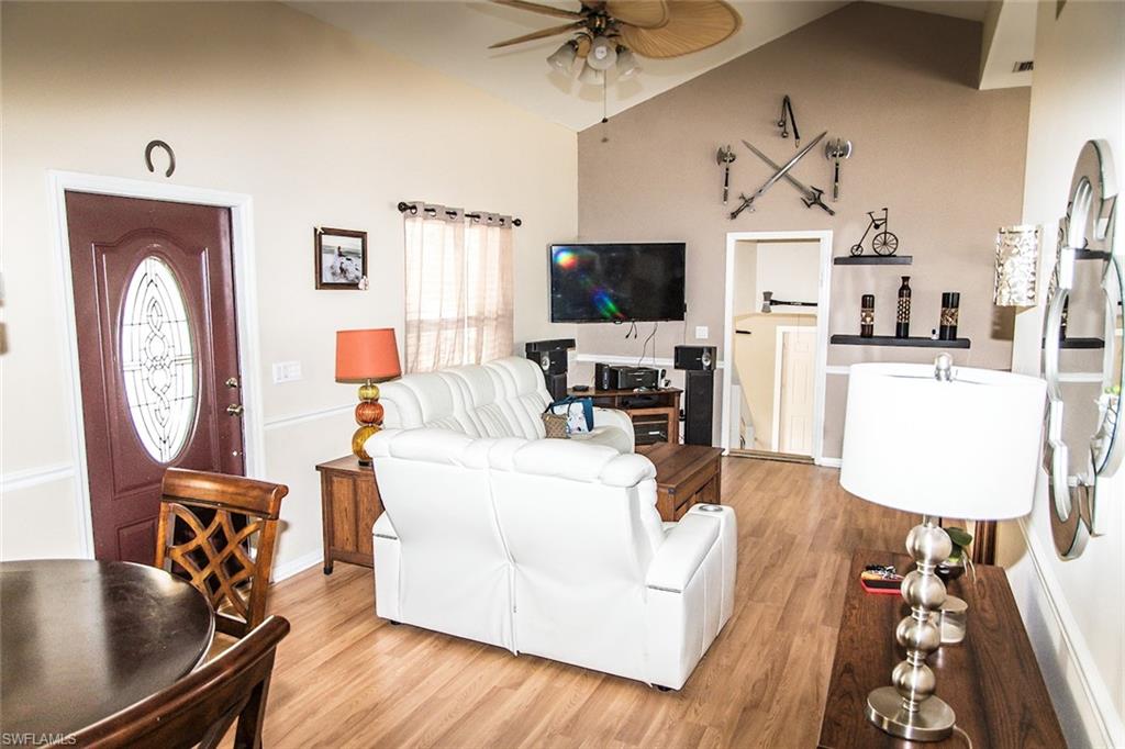 403 Castle Road Naples, FL 34119 - Photo 16 of 30 Gallery Image 16