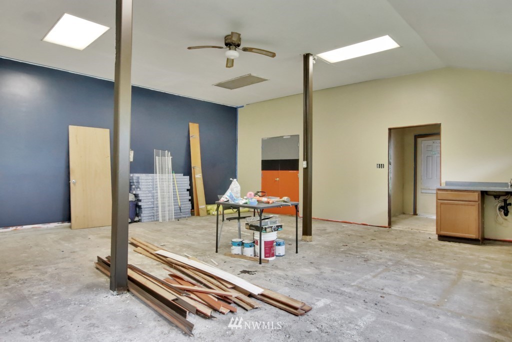 9210 183rd Avenue Southwest Rochester, WA 98579 - Photo 33 of 37 Gallery Image 33