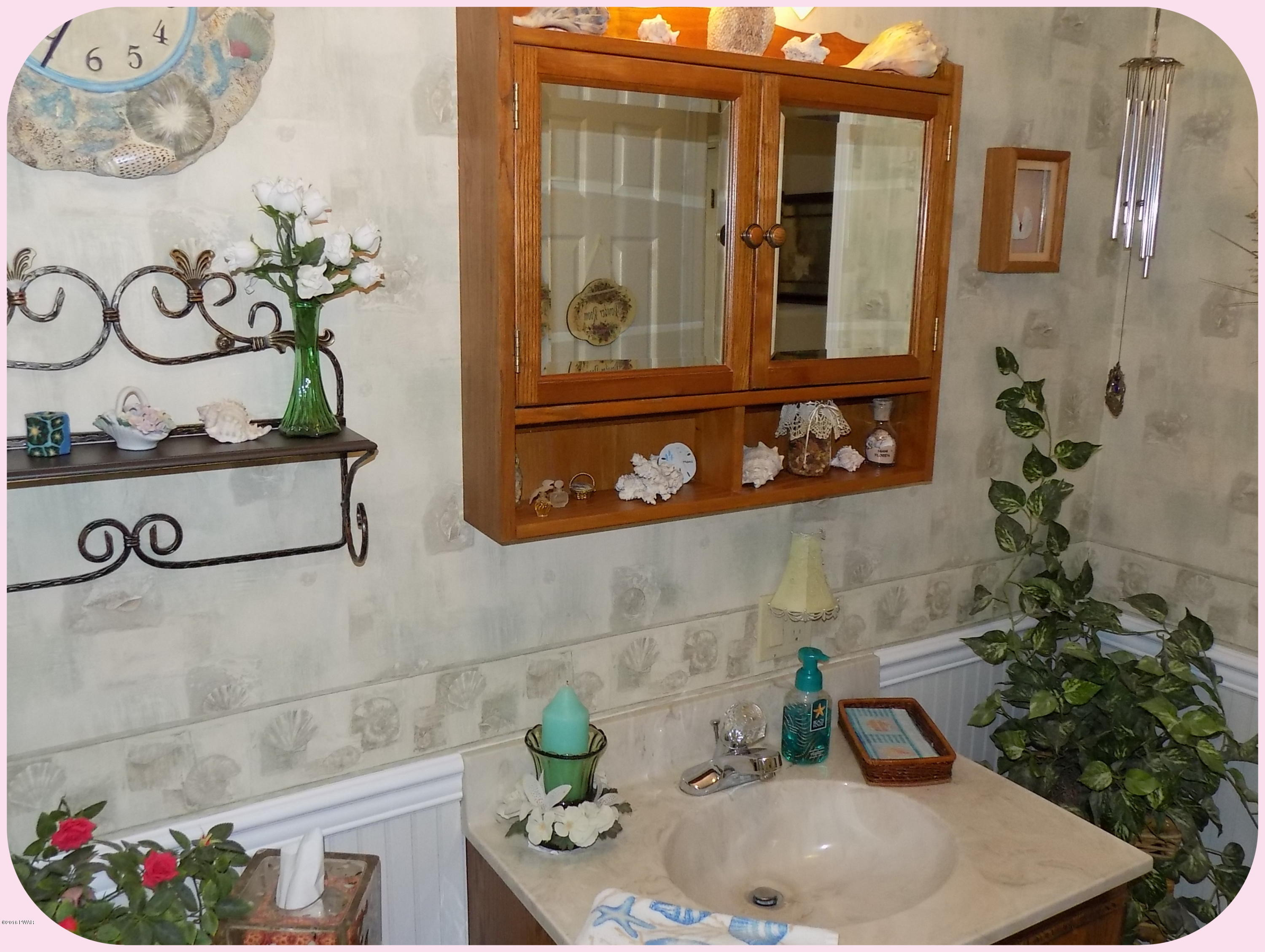 125 Timber Ridge Drive Newfoundland, PA 18445 - Photo 21 of 80 Guest 1/2 Bath