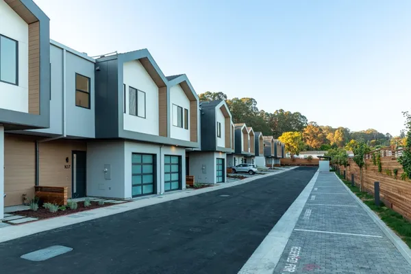 $1,095,000 | 105 Darlington, Soquel, CA 95073