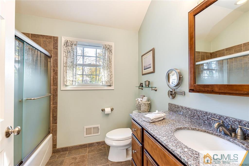 635 New Durham Road Metuchen, NJ 08840 - Photo 26 of 45 Gallery Image 26