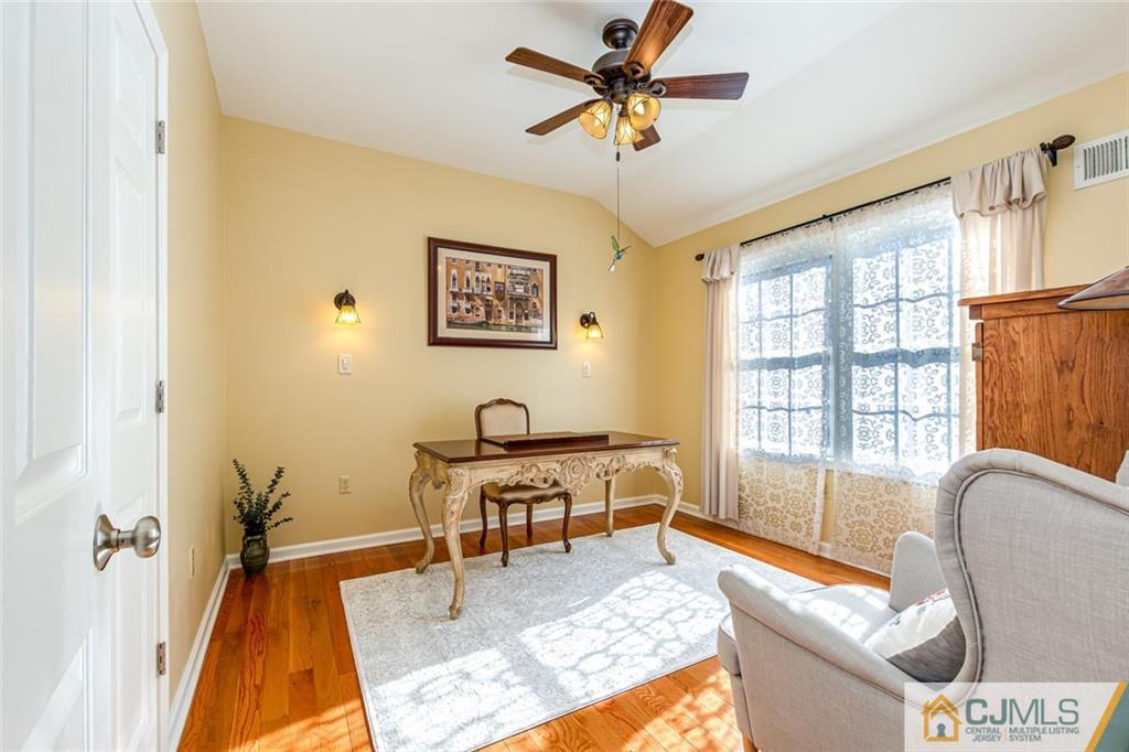 635 New Durham Road Metuchen, NJ 08840 - Photo 27 of 45 Gallery Image 27