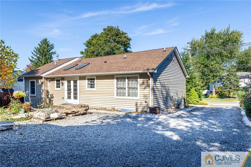 635 New Durham Road Metuchen, NJ 08840 - Photo 38 of 45 Gallery Image 38