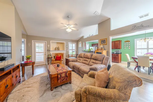 $329,900 | 8432 Ivy Brook Lane, Tallahassee, FL 32312